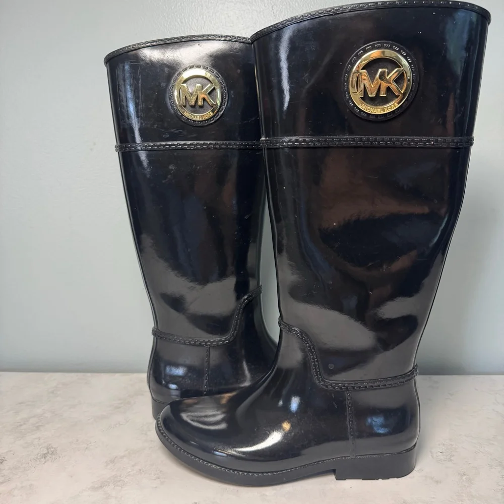 Michael Kors Stockard Gloss Logo Tall Rain Boots Size 7 Black Gold